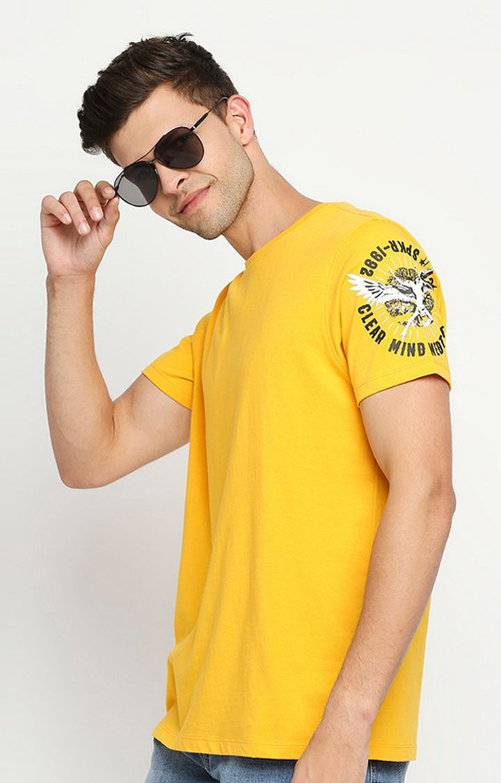 Spykar Men Yellow Cotton Slim Fit Round Neck T-Shirt