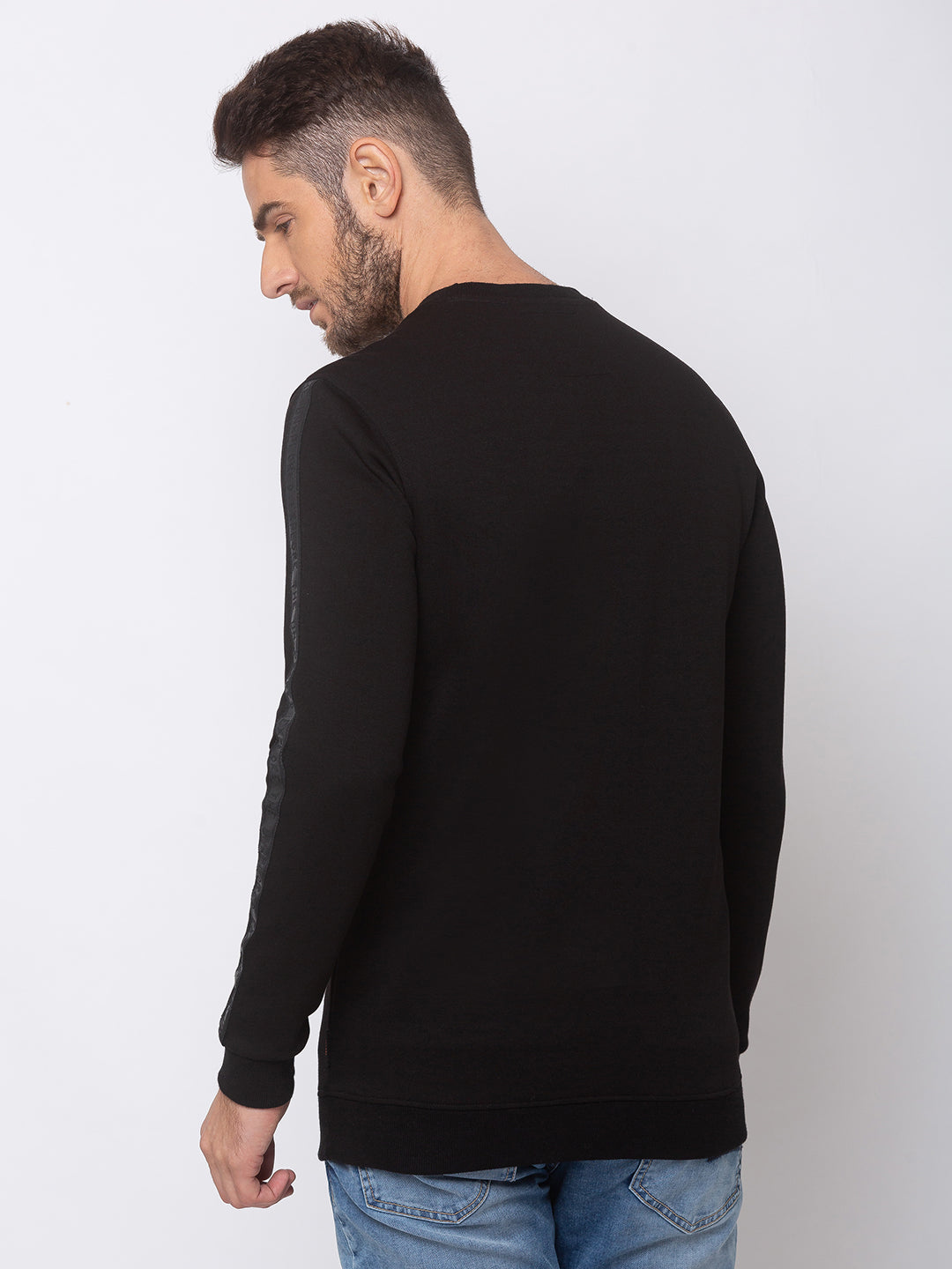 Spykar Black Blended Slim Fit Sweatshirt For Men