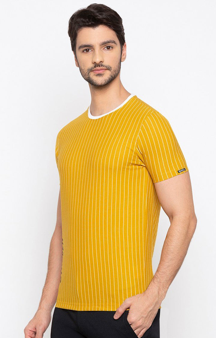 Spykar Yellow Cotton Slim Fit T-Shirt For Men