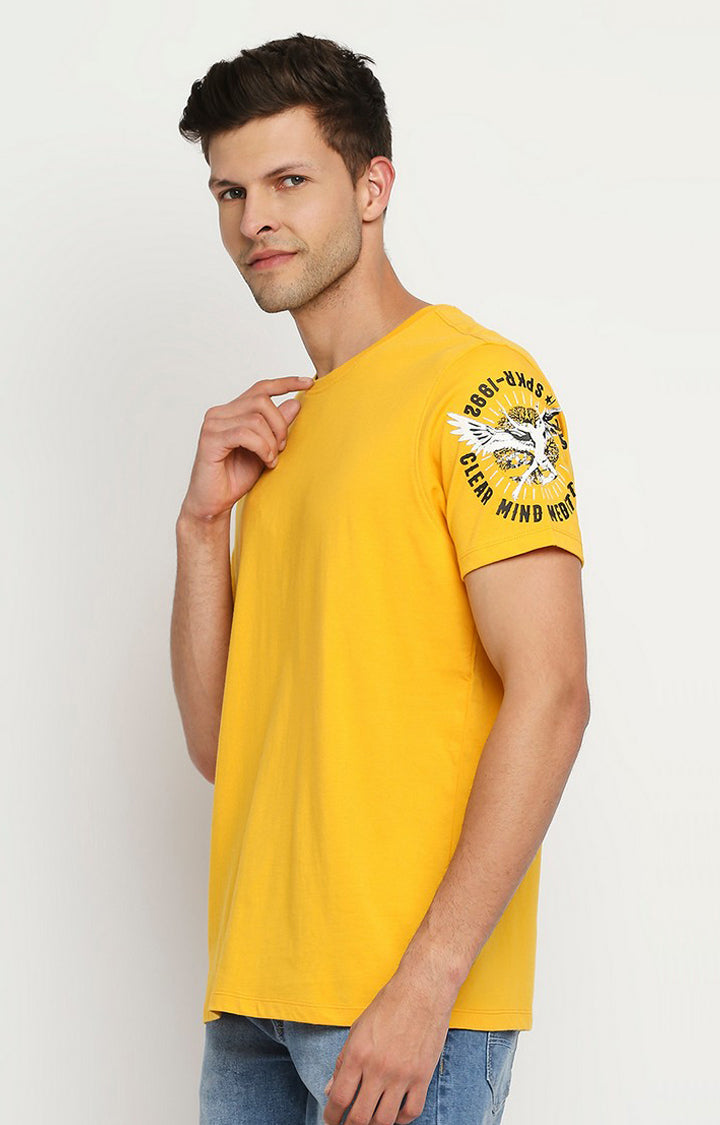 Spykar Men Yellow Cotton Slim Fit Round Neck T-Shirt