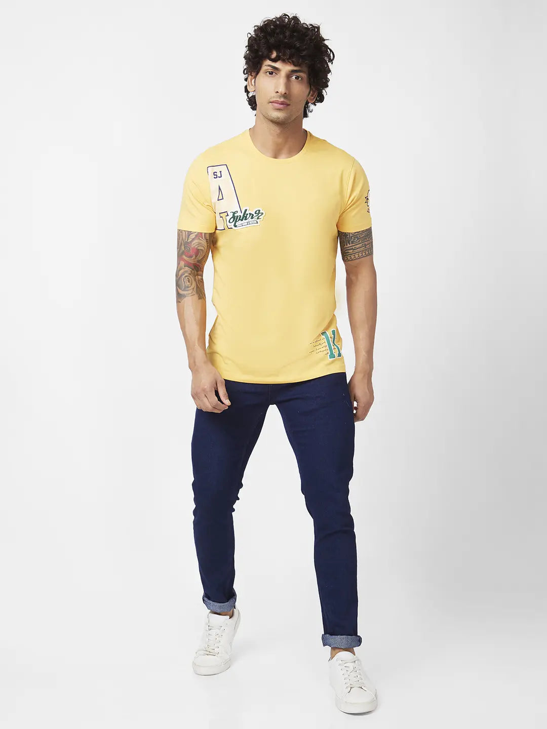 Spykar Men Amber Yellow Blended Slim Fit Half Sleeve Round Neck Printed Tshirt