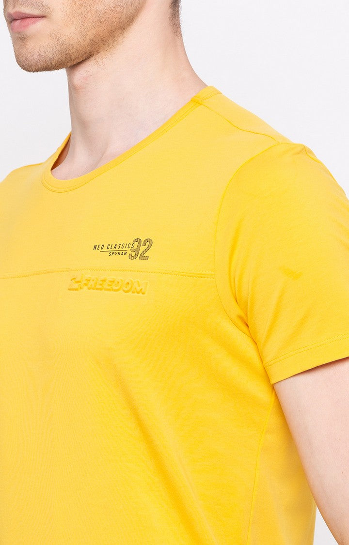 Spykar Yellow Solid Slim Fit Men T-Shirts