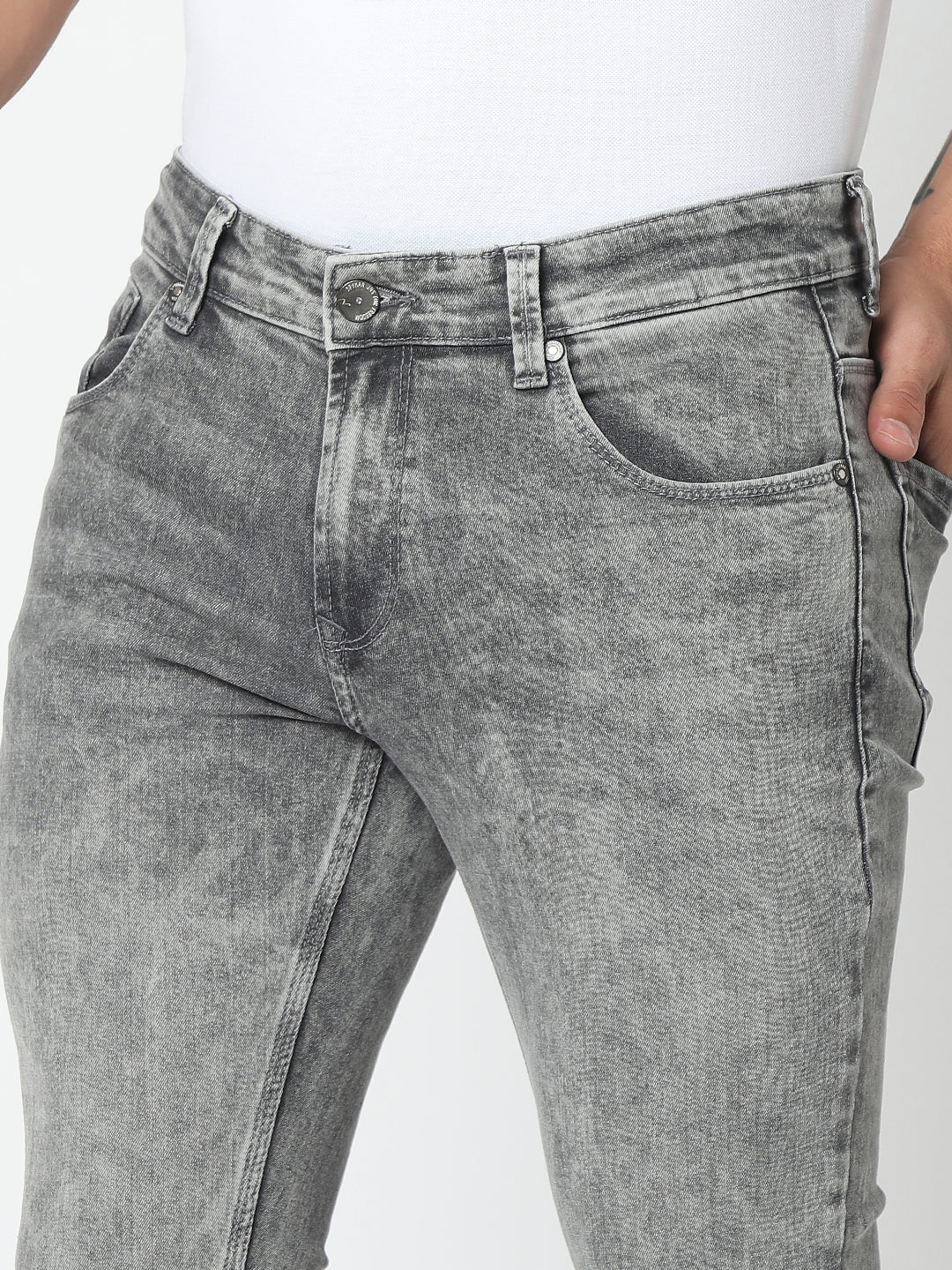 Spykar Men Grey Slim Fit Tapered Length Jeans (Kano)