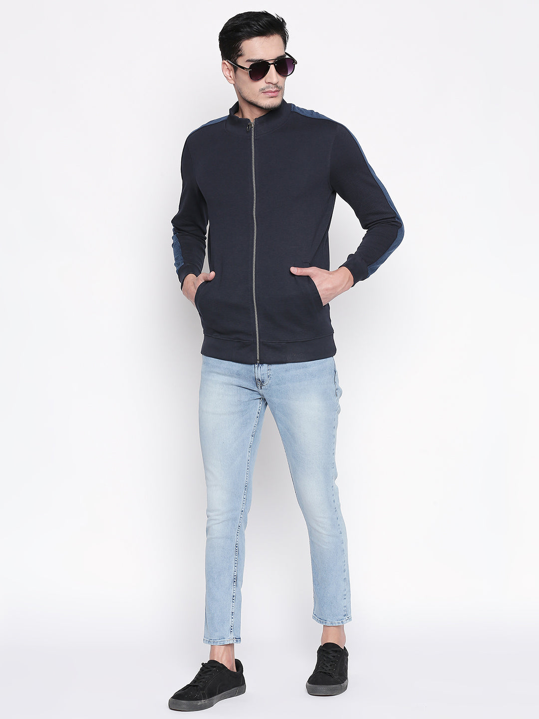 Spykar Blue Solid Slim Fit Sweatshirt For Men