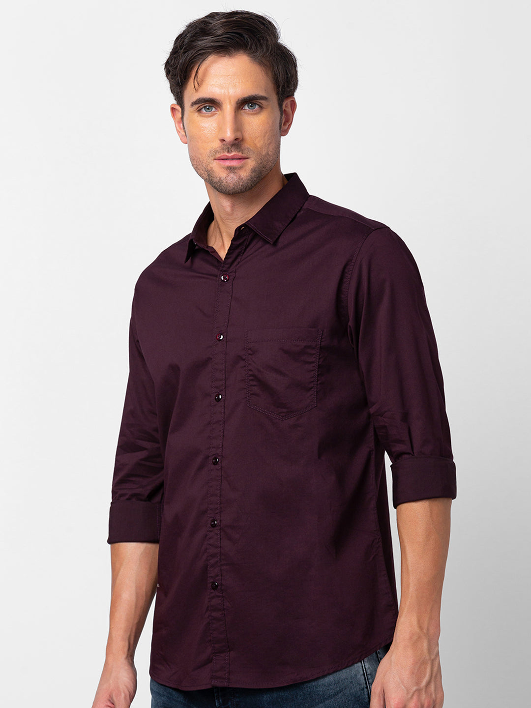 Spykar Men Wine Red Cotton Slim Fit Plain Shirt