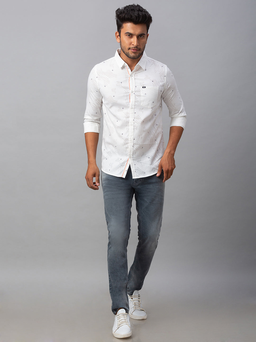 Spykar Men White Cotton Slim Fit Shirt