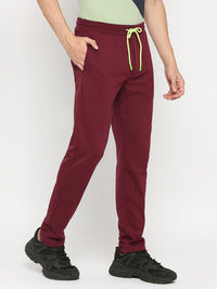 Men Premium Cotton Blend Wine Trackpant - Underjeans By Spykar