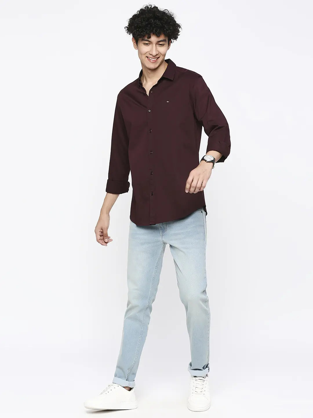 Spykar Men Wine Red Cotton Slim Fit Plain Shirt