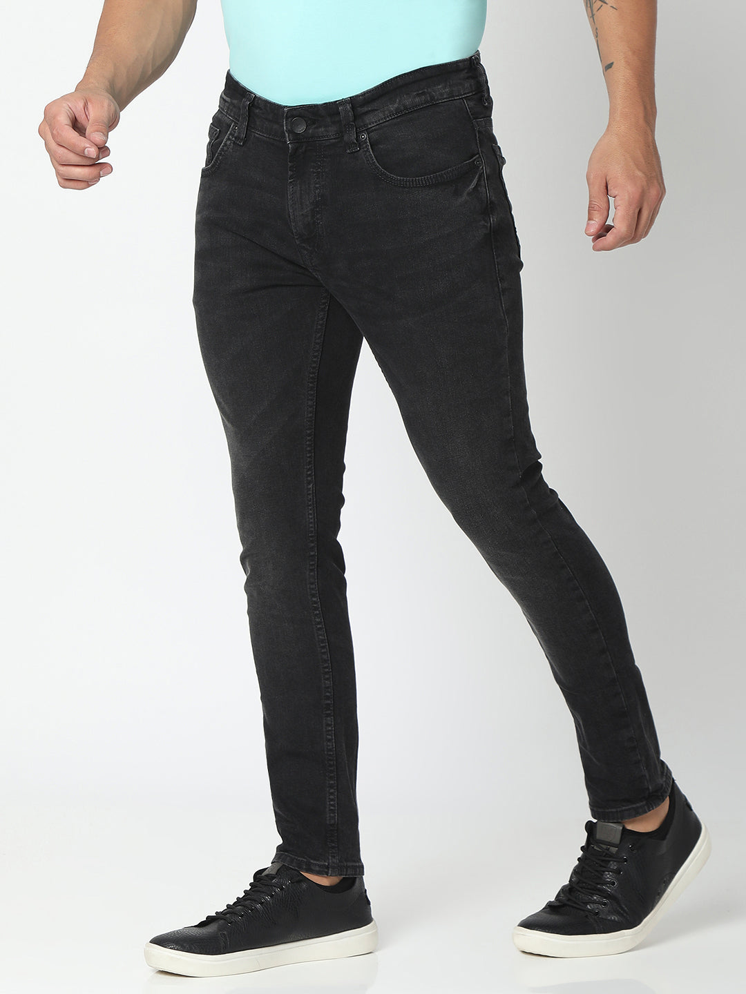 Spykar Charcoal Black Cotton Slim Fit Tapered Length Jeans For Men (Kano)