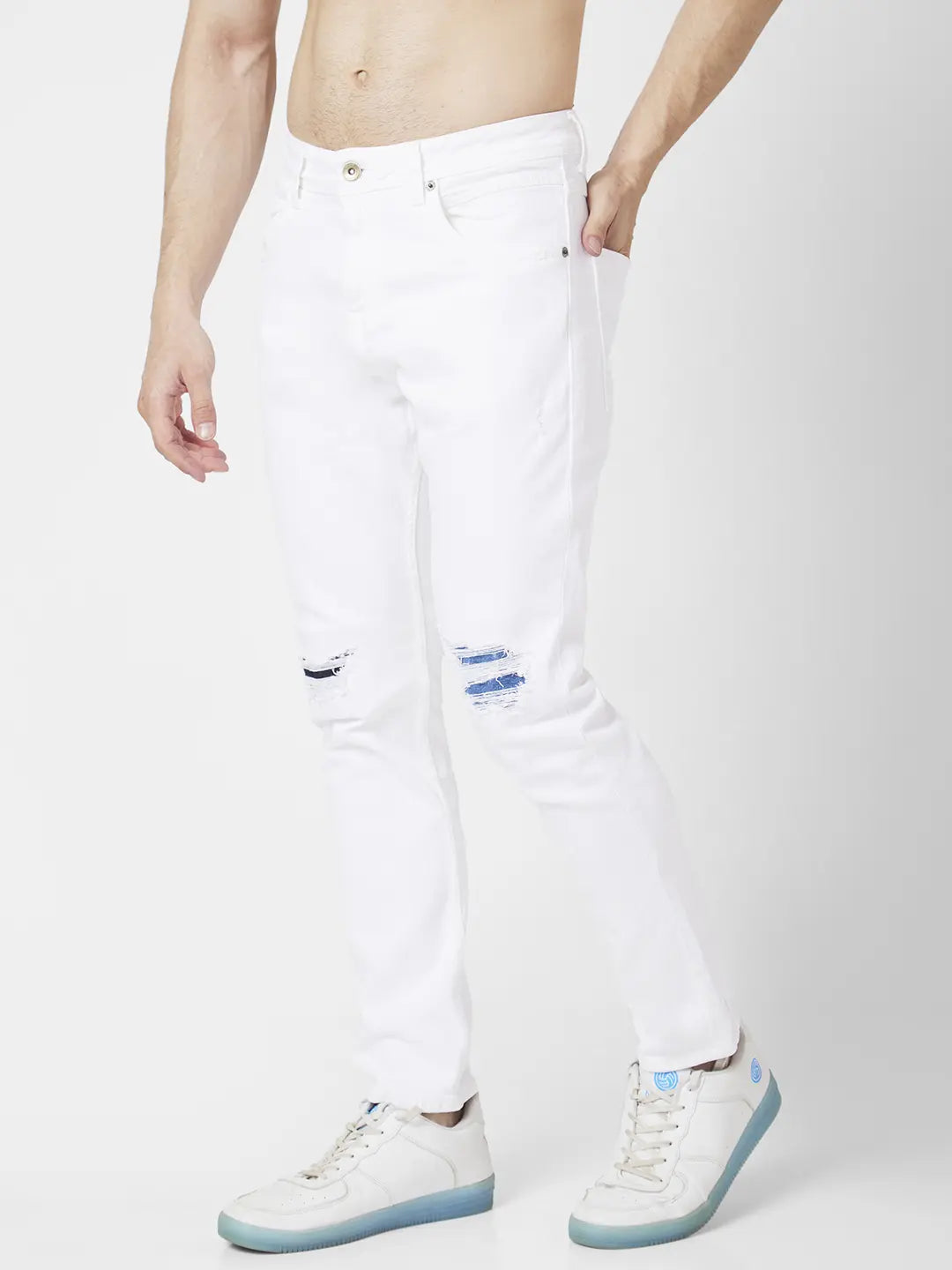 Spykar Men White Cotton Slim Fit Tapered Length Knee Slash Mid Rise Jeans (Kano)