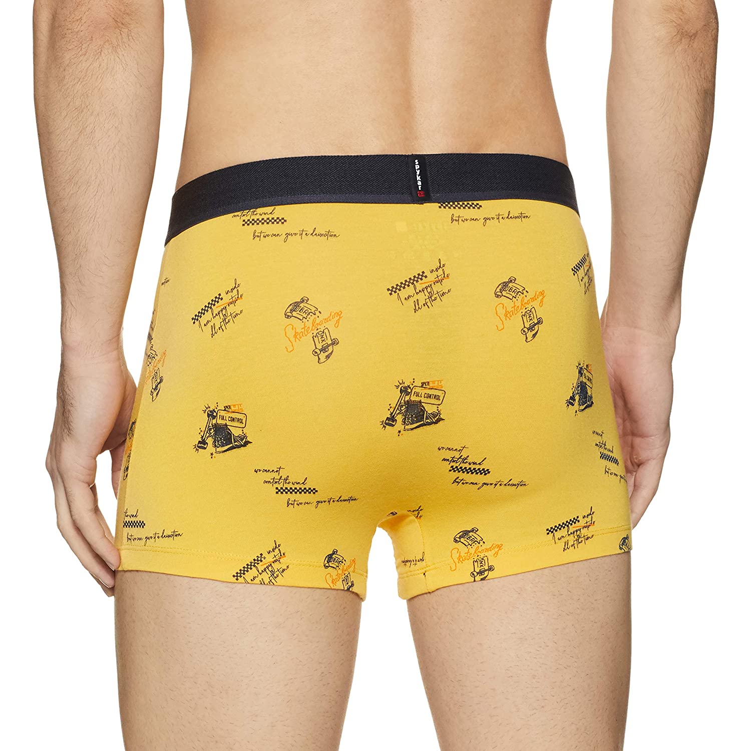 Underjeans By Spykar Men Yellow Solid Trunks