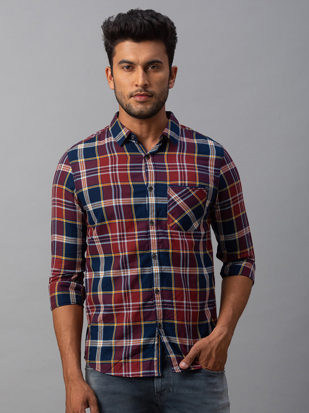 Spykar Men Red Cotton Slim Fit Shirt