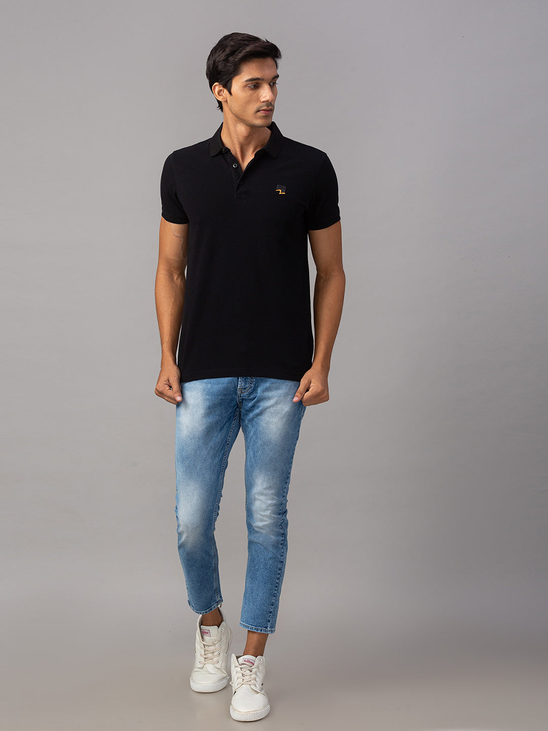 Spykar Men Black Cotton Slim Fit T-Shirt (Slim)