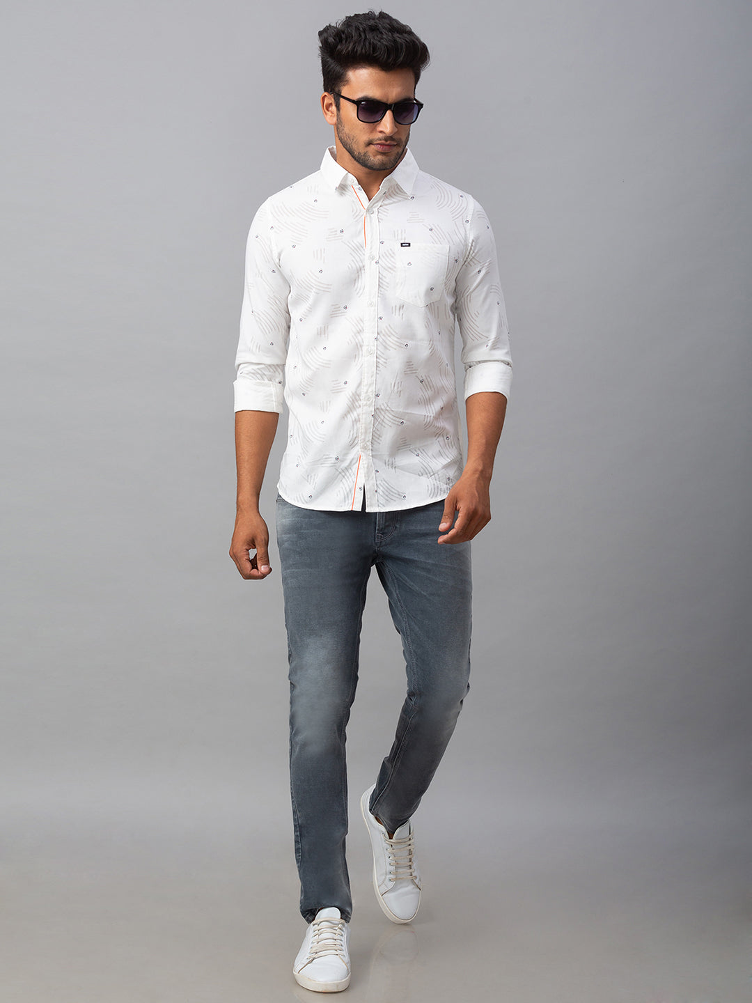 Spykar Men White Cotton Slim Fit Shirt