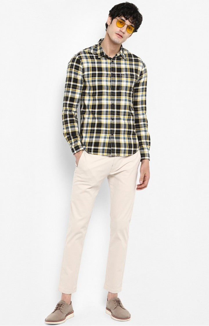 Spykar Men'S Yellow Cotton Checked Casual Shirts