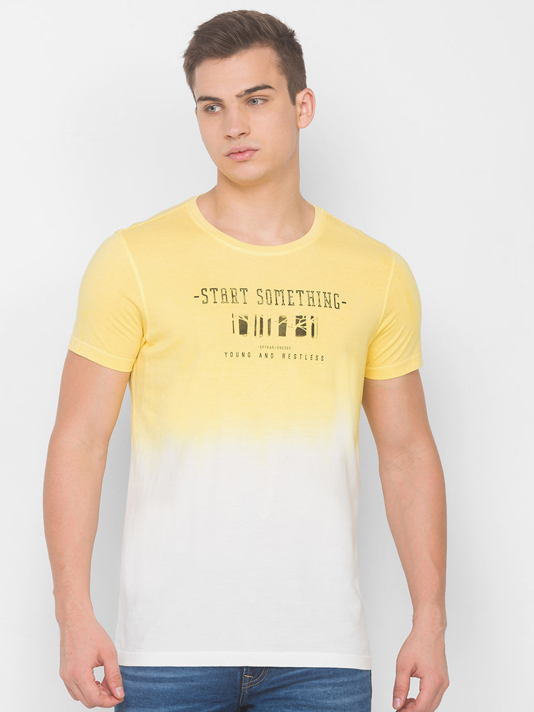 Spykar Men Yellow Cotton Blend Slim Fit Round Neck T-Shirt