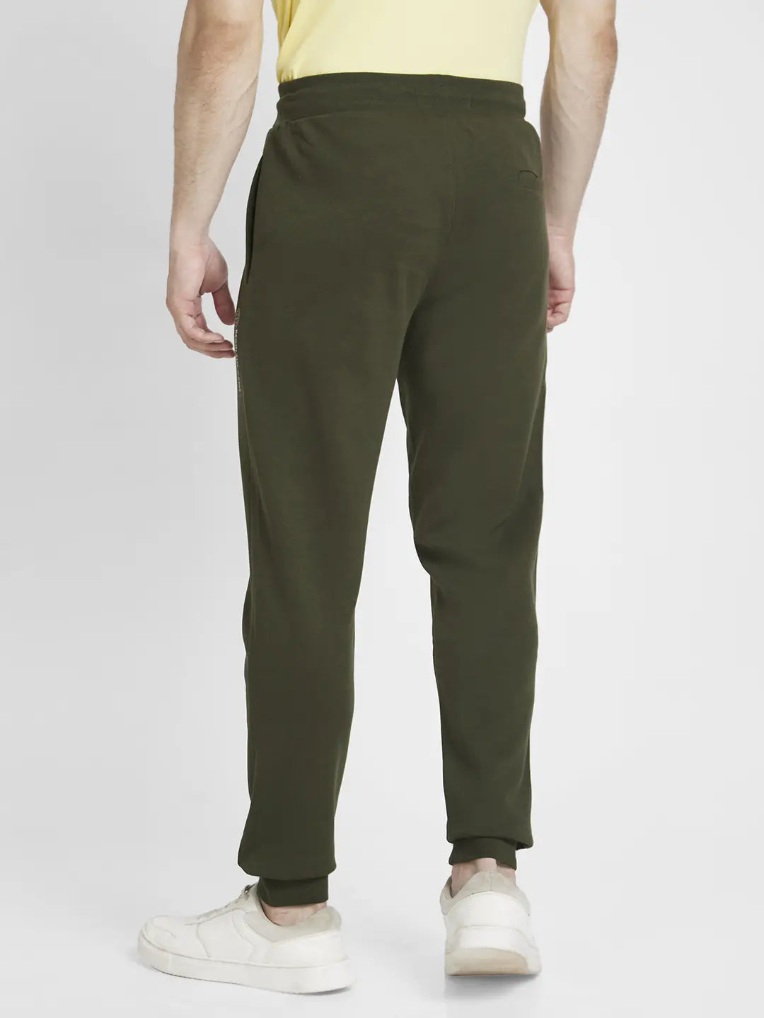 Spykar Men Olive Green Blended Regular Fit Plain Joggers Trackpant