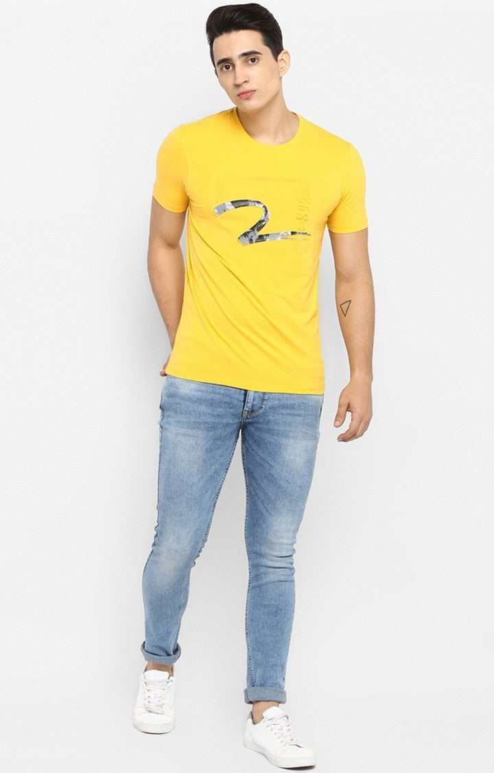 Spykar Yellow Printed Slim Fit Men T-Shirts