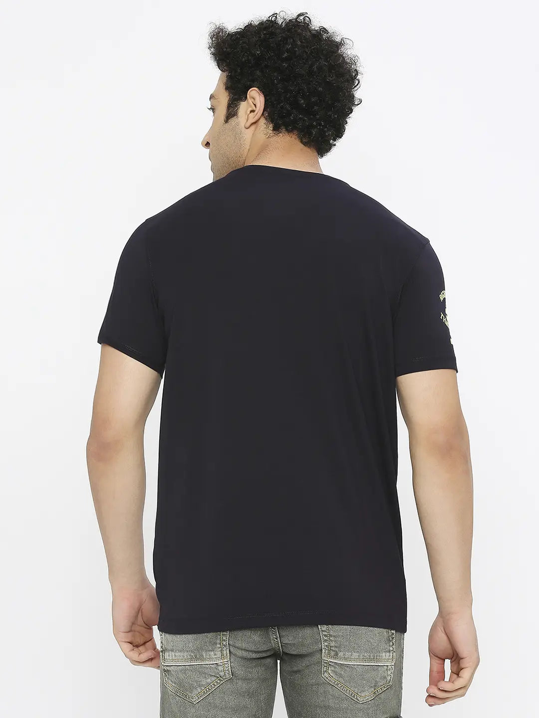 Spykar Men Navy Blue Cotton Regular Fit Half Sleeve Plain V-Neck Tshirt