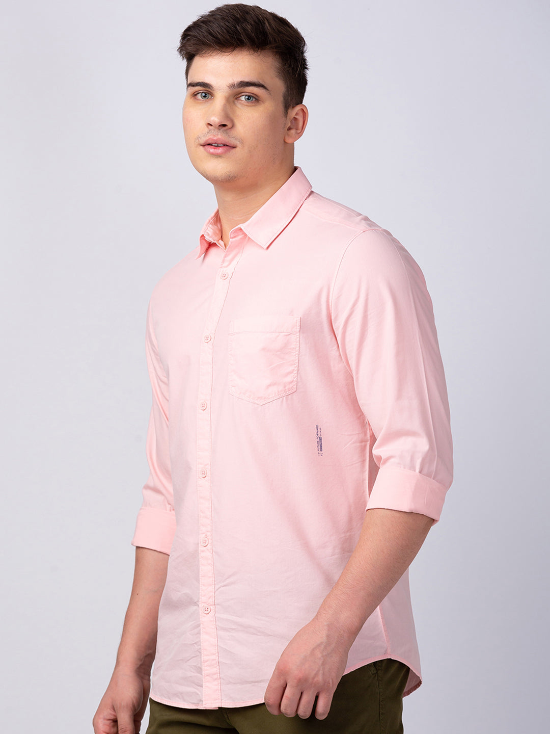 Spykar Men Dusty Pink Cotton Slim Fit Plain Shirt