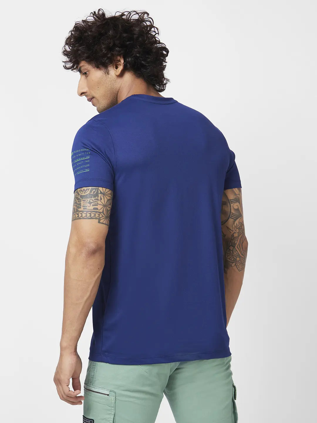 Spykar Men Indigo Blue Blended Slim Fit Half Sleeve Round Neck Printed Tshirt