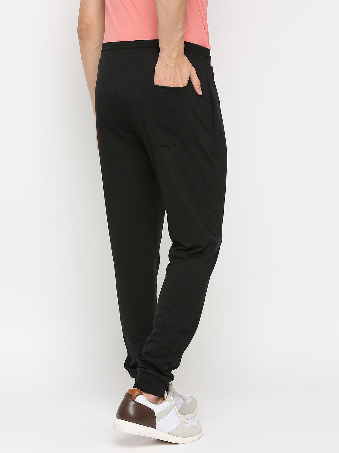 Men Premium Black Cotton Regular Fit Trackpant- Underjeans By Spykar