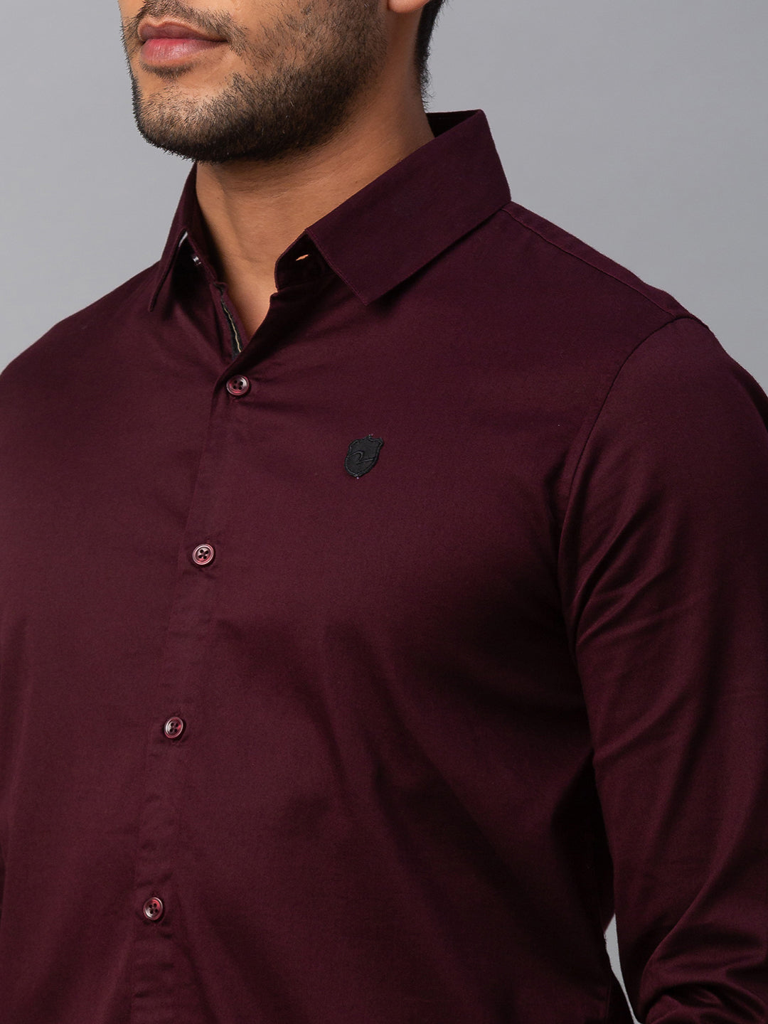 Spykar Red Cotton Slim Fit Shirts For Men