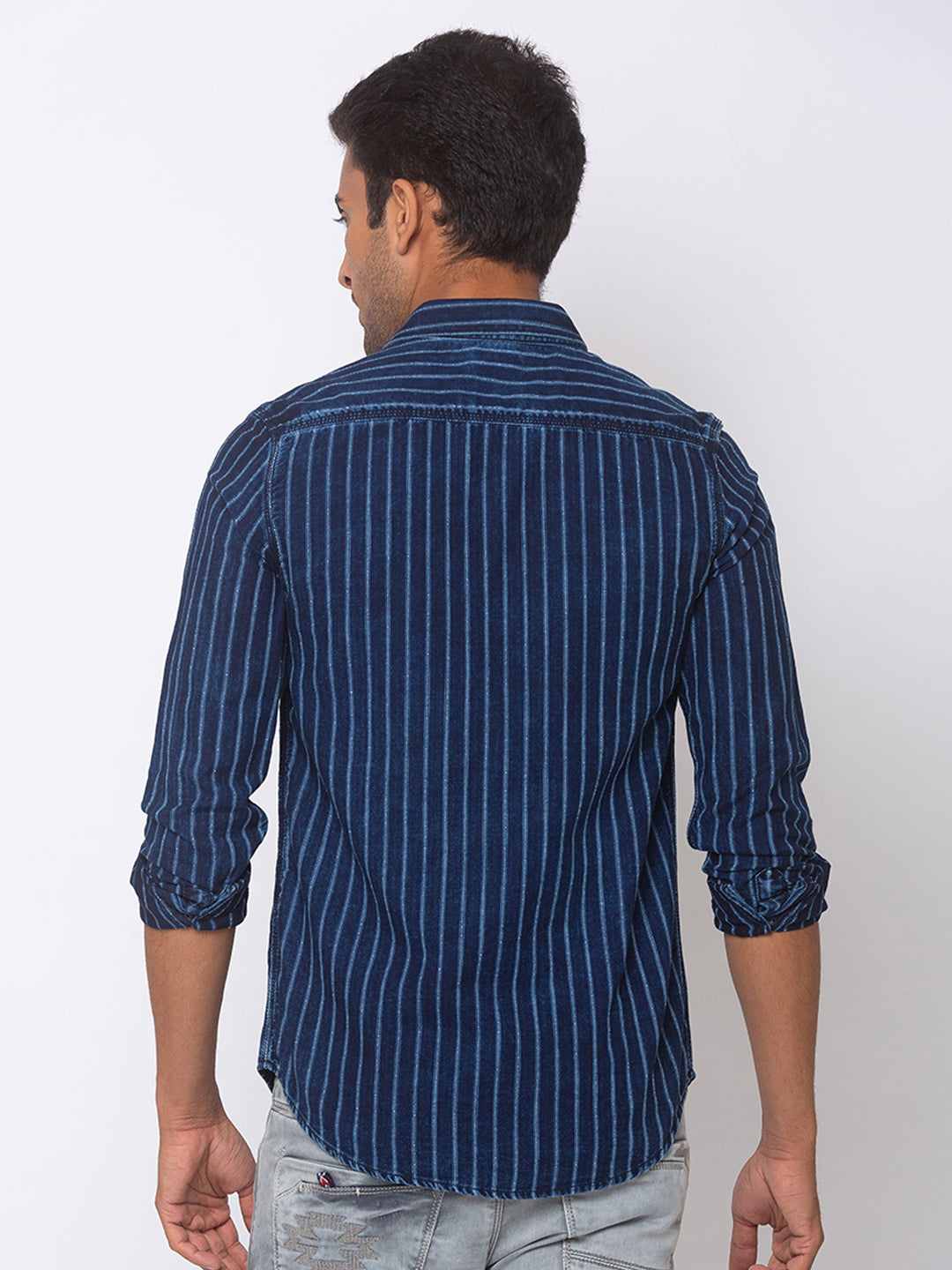 Spykar Men Indigo Blue Cotton Slim Fit Shirt