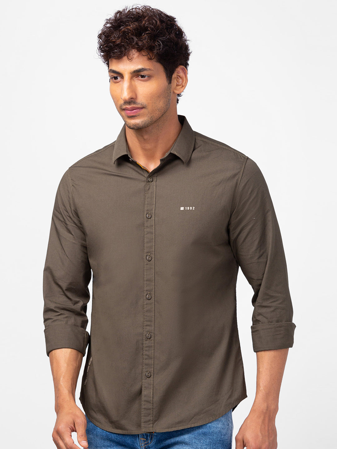 Spykar Men Olive Green Cotton Slim Fit Plain Shirts