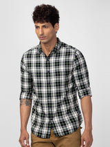 Spykar Men Neon Green Cotton Slim Fit Checkered Shirt