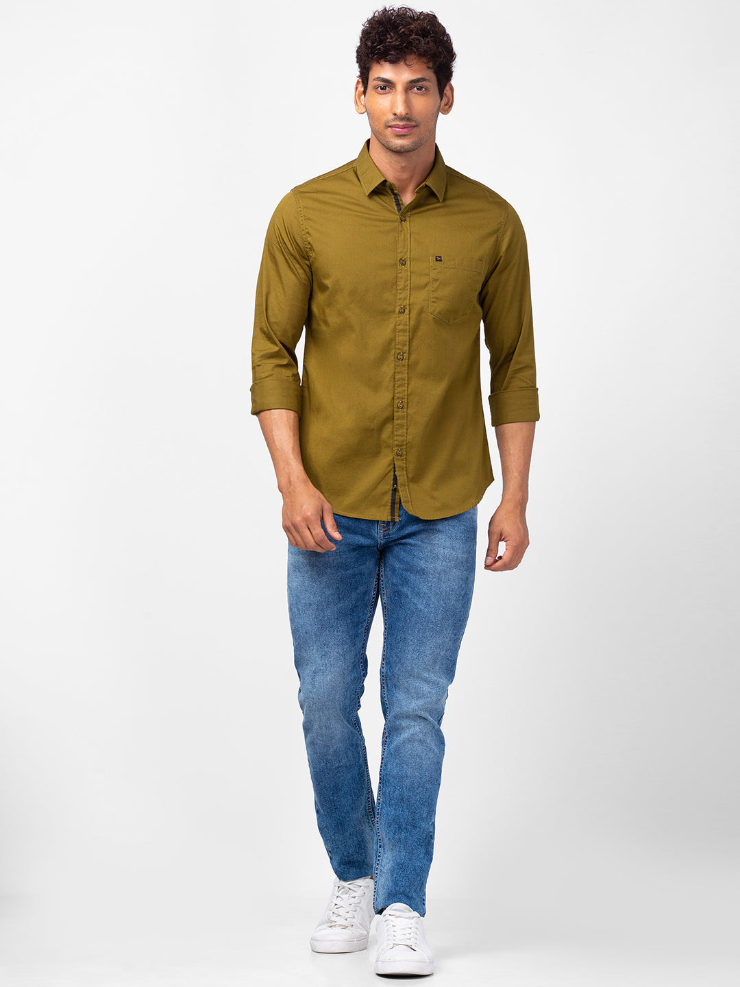 Spykar Men Military Green Cotton Slim Fit Plain Shirts