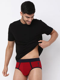 Men Premium Cotton Blend Maroon Brief- Underjeans By Spykar