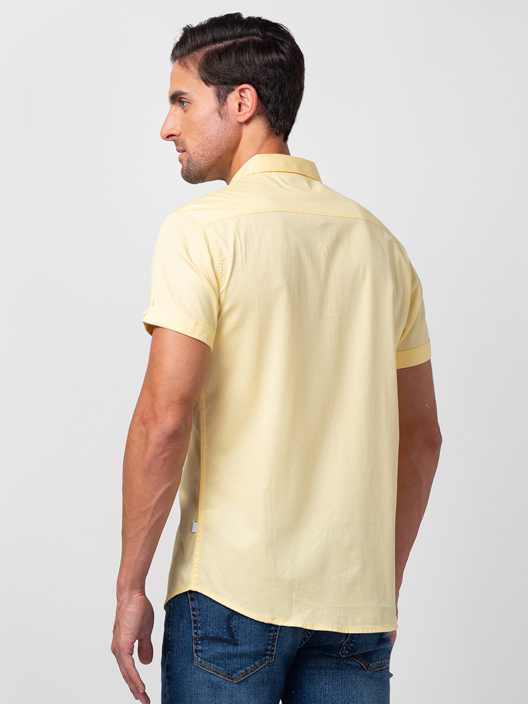 Spykar Men Powder Yellow Cotton Slim Fit Plain Shirt