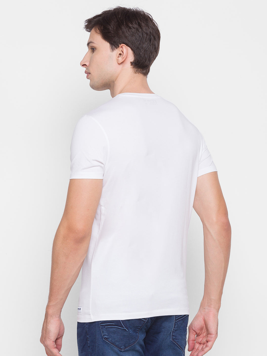 Spykar Men White Cotton Slim Fit Round Neck T-Shirt