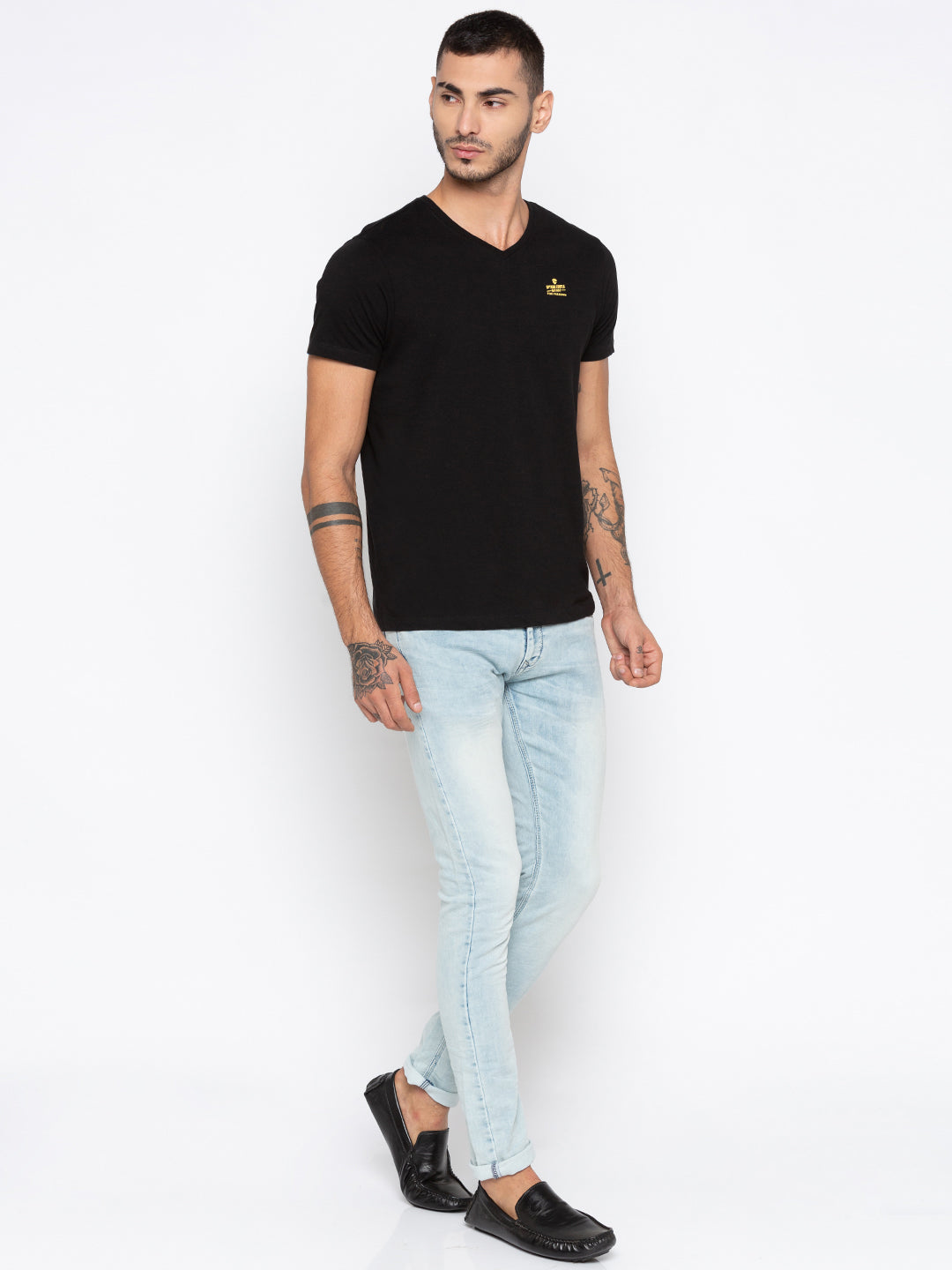 Spykar Men Black Solid Slim Fit T-Shirt