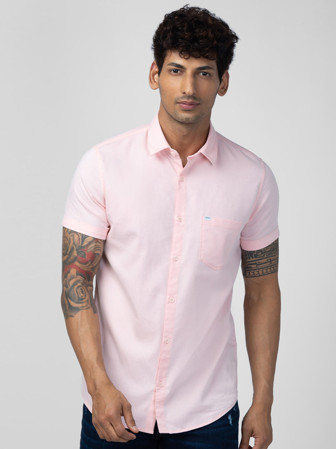 Spykar Men Powder Pink Cotton Regular Slim Fit Plain Shirt