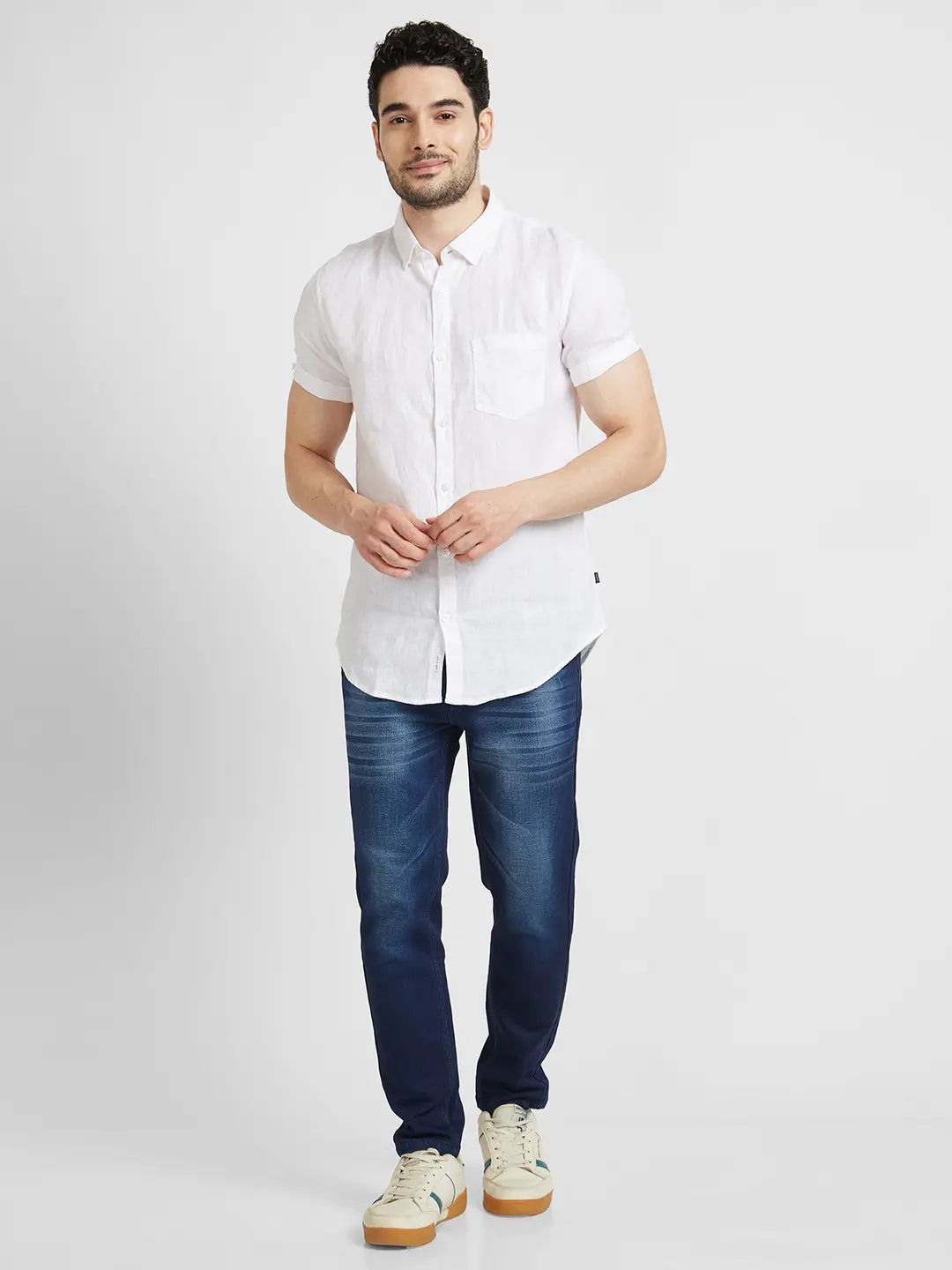 Spykar Men White Linen Regular Slim Fit Half Sleeve Plain Shirt