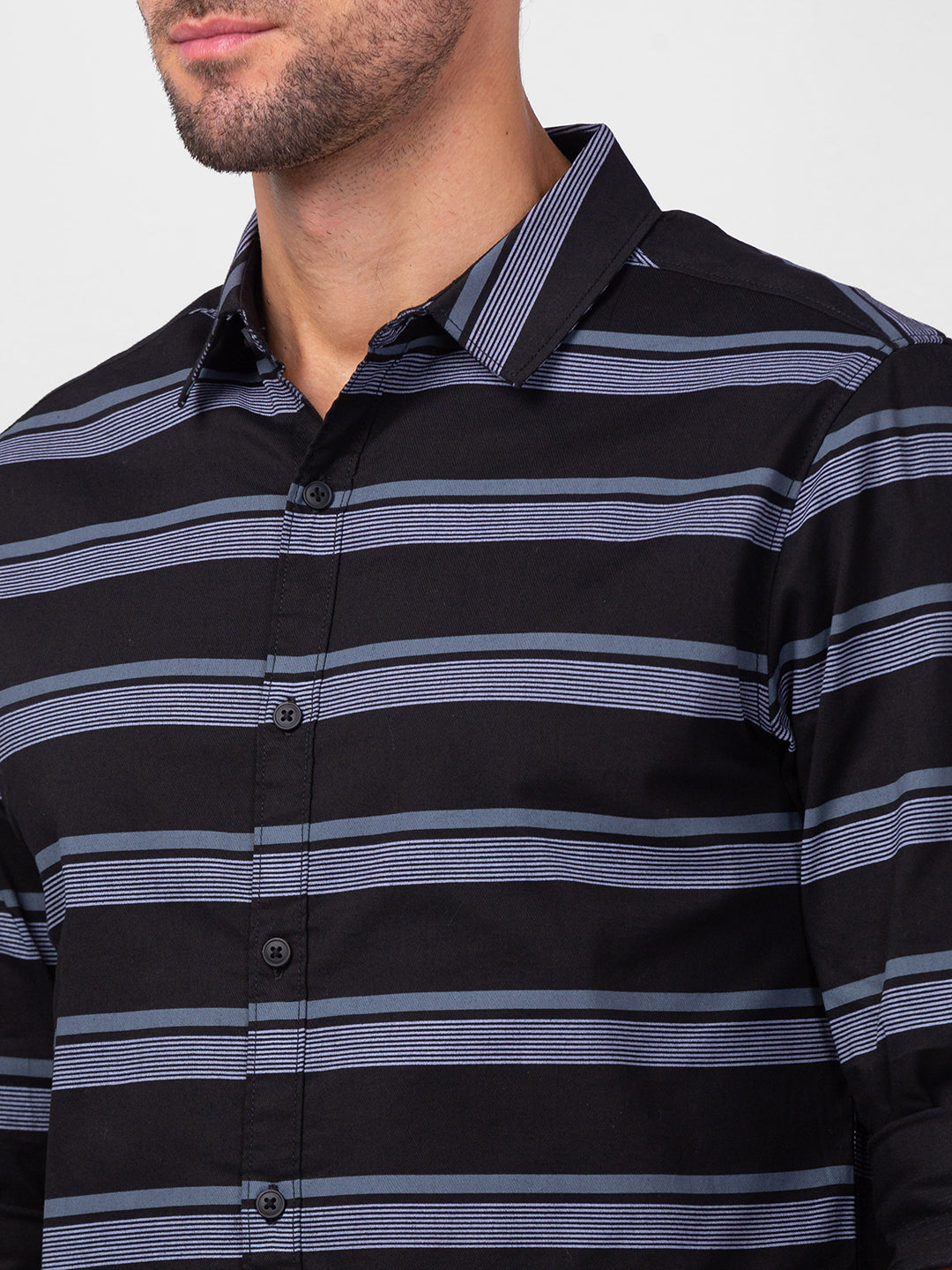 Spykar Men Black Cotton Slim Fit Striped Shirts