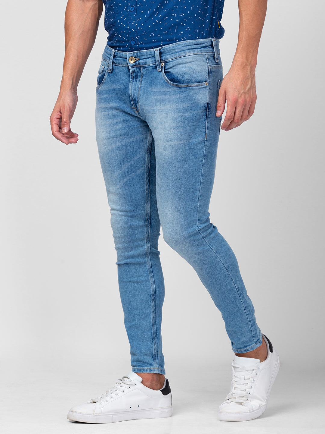 Spykar Men Light Blue Cotton Slim Fit Tapered Length Jeans (Kano)