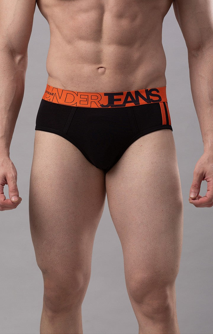 Underjeans By Spykar Black Solid Briefs For Men