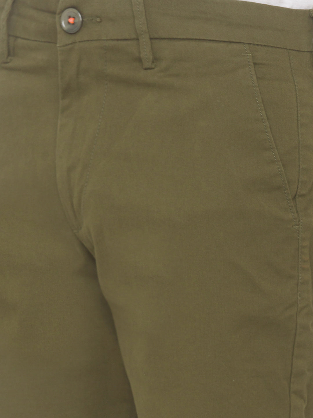 Spykar Men Olive Green Solid Relaxed Mid-Rise Shorts (Relaxed)