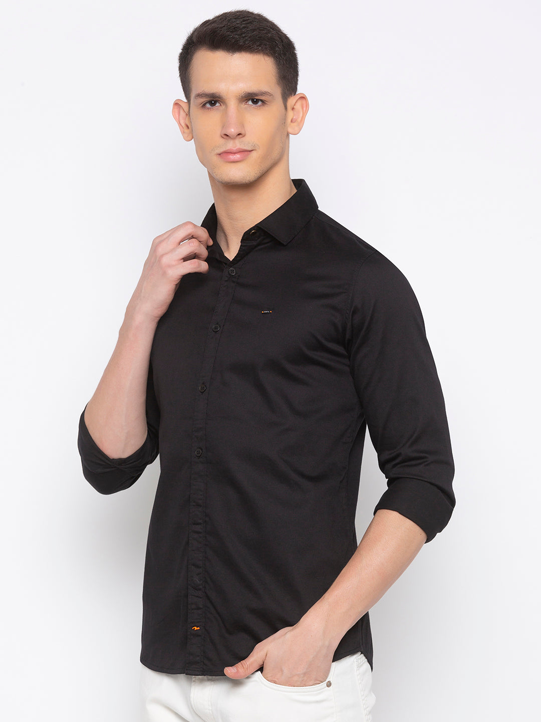 Spykar Slim Fit Men Black Solid Casual Shirt