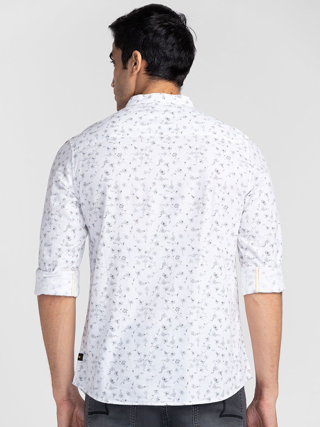 Spykar Men White Cotton Slim Fit Floral Print Shirts