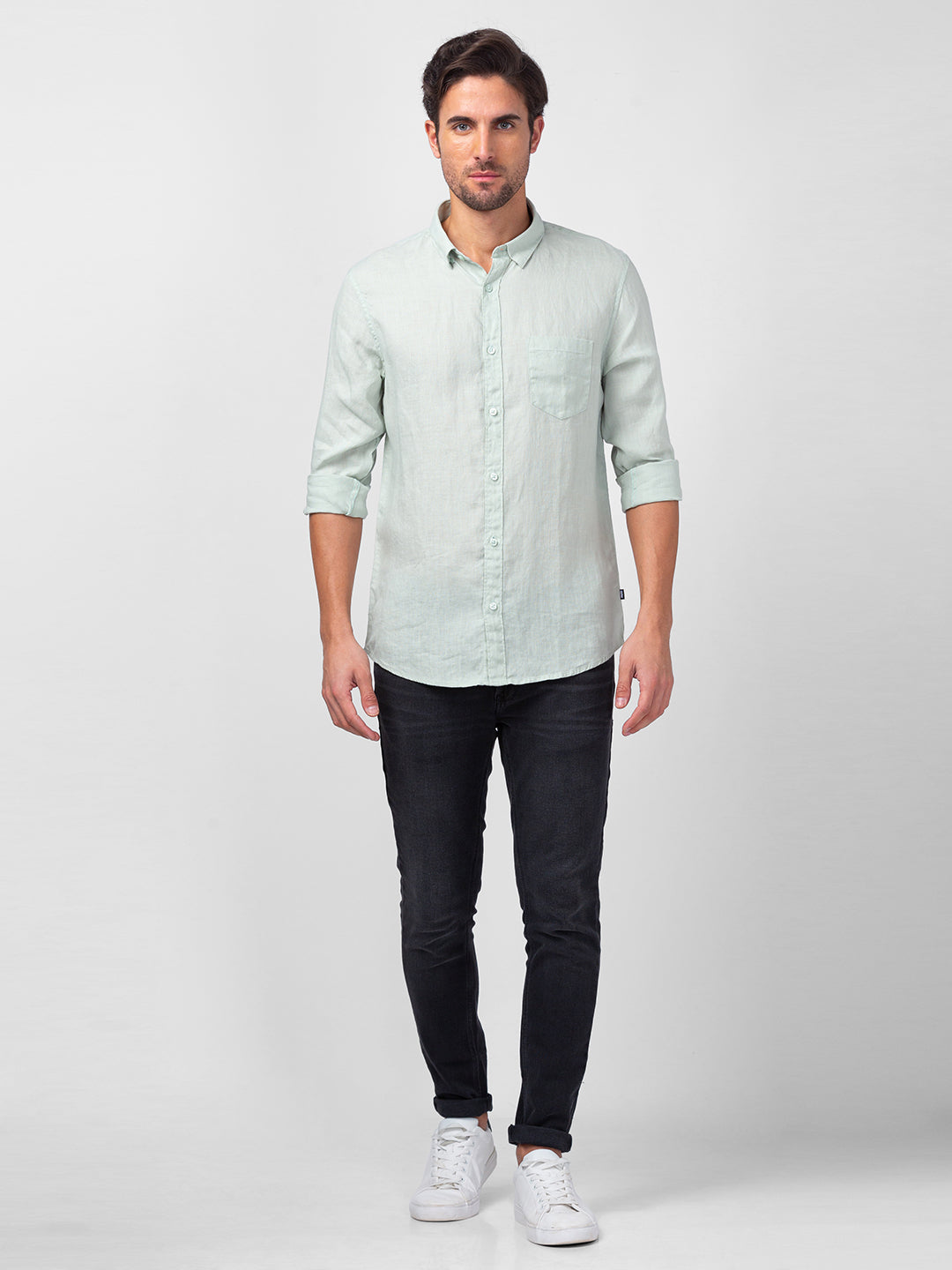 Spykar Men Pista Green Linen Regular Slim Fit Plain Shirt