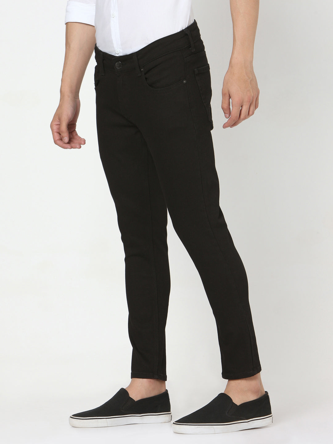 Spykar Men Black Cotton Slim Jeans