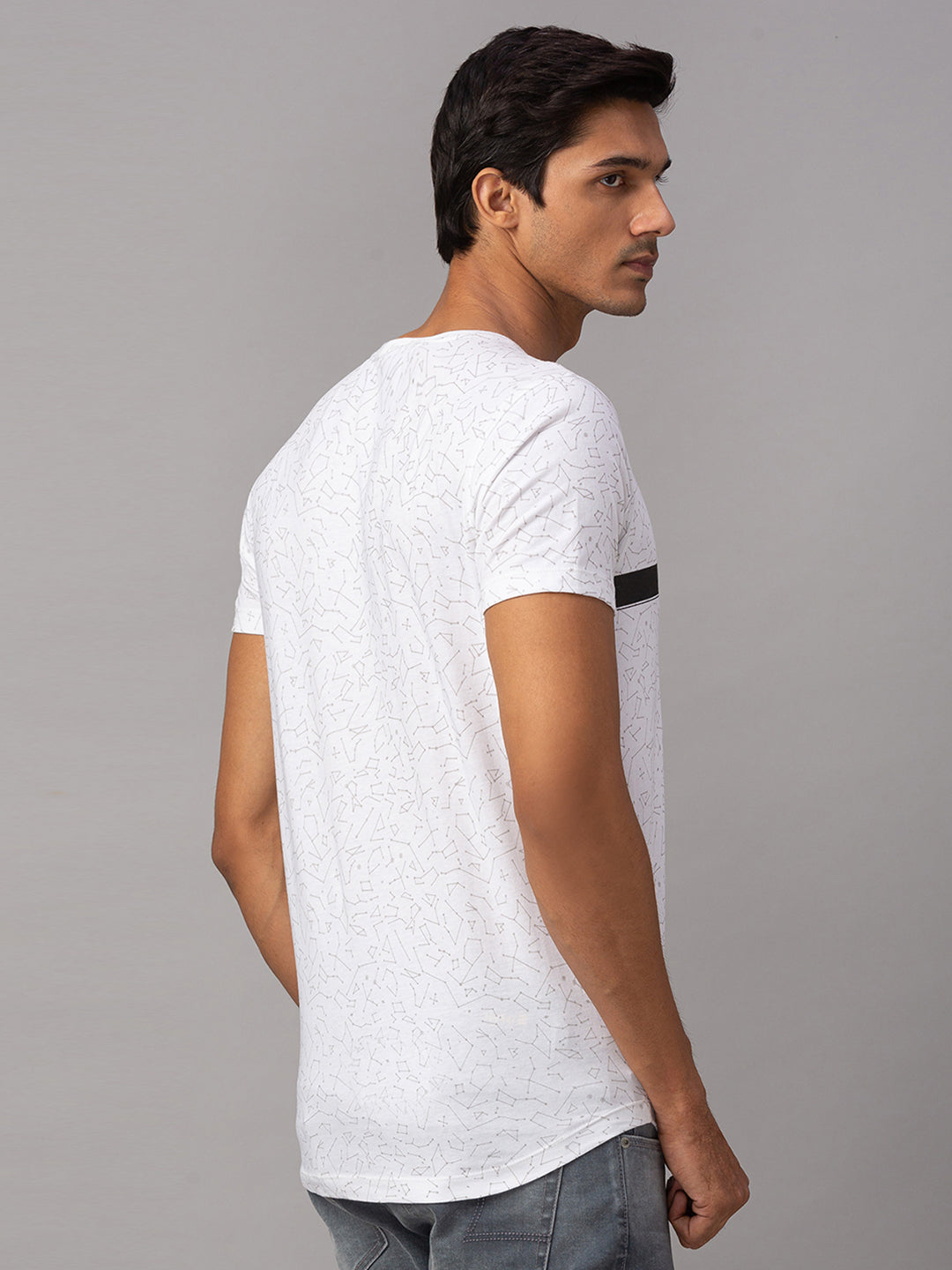 Spykar Men White Cotton Slim Fit Round Neck T-Shirt