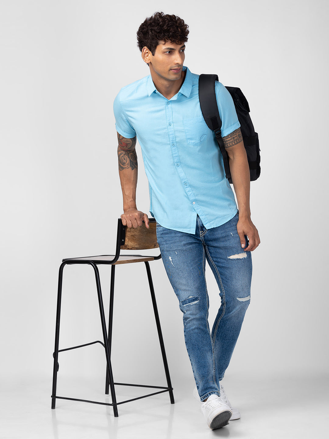 Spykar Men Bleached Aqua Cotton Slim Fit Plain Shirt