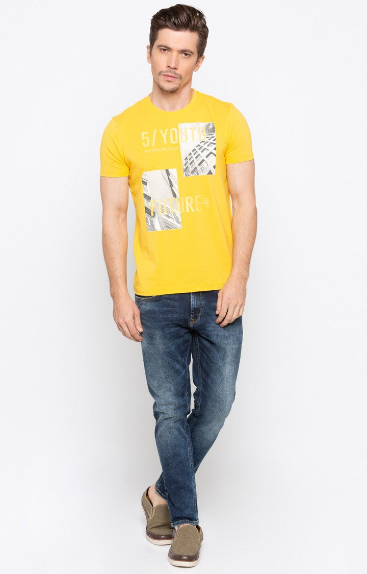 Spykar Yellow Printed Slim Fit Men T-Shirts