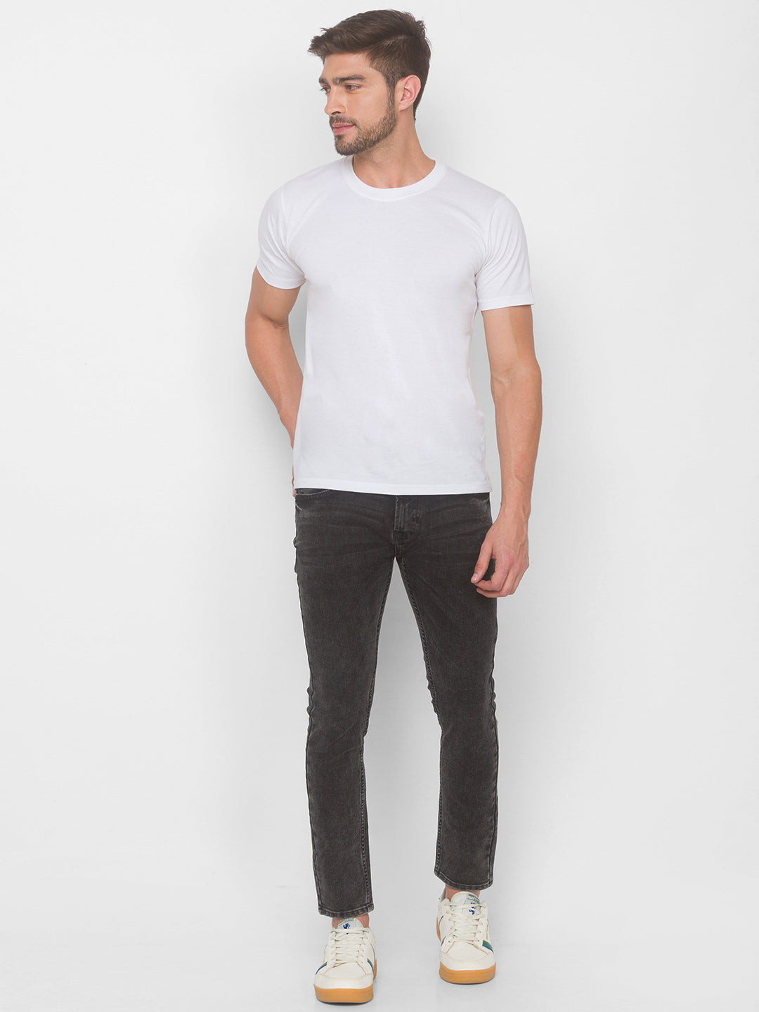 Spykar Men Black Cotton Slim Fit Tapered Length Jeans (Kano)