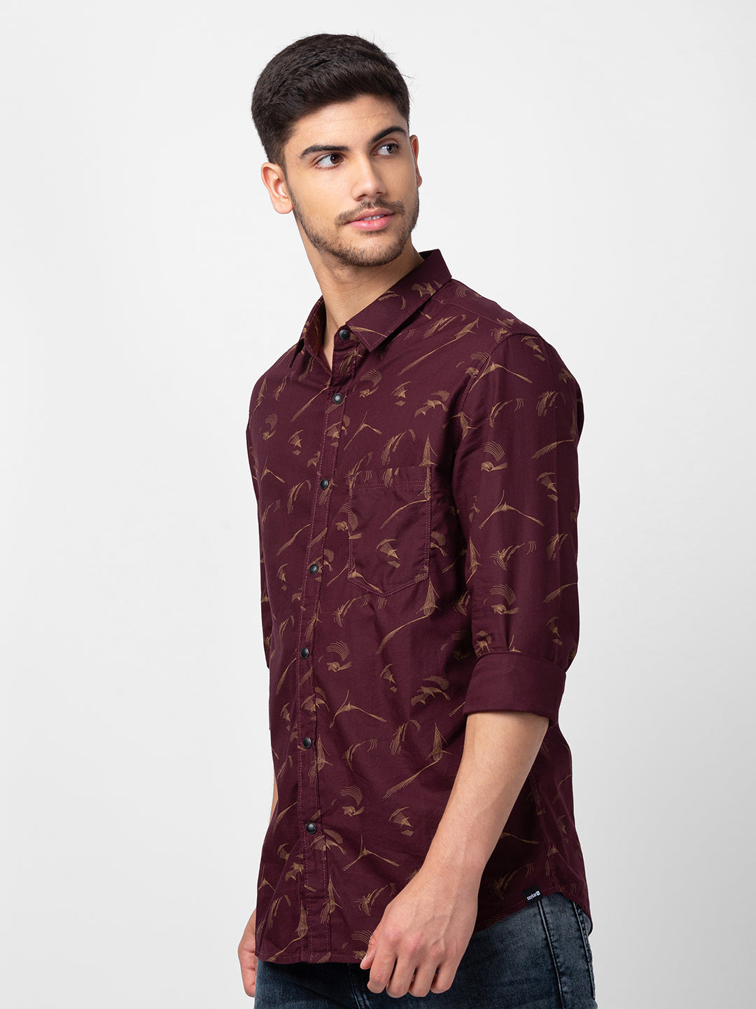 Spykar Men Wine Red Cotton Slim Fit Floral Shirt